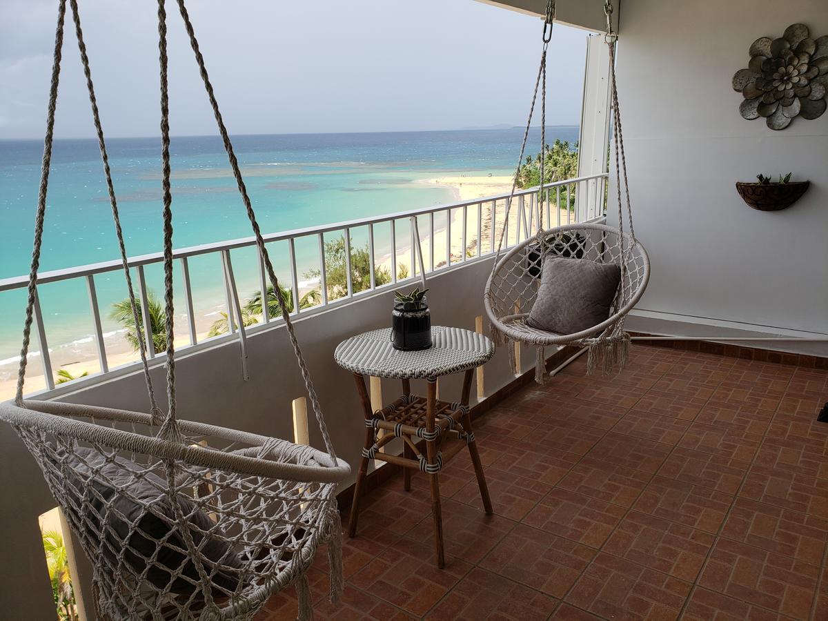Gorgeous Beach Front Studio With Electricity Water Ac Luquillo Exteriör bild